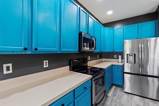 1522 Summergate Drive, Valrico, FL 33594