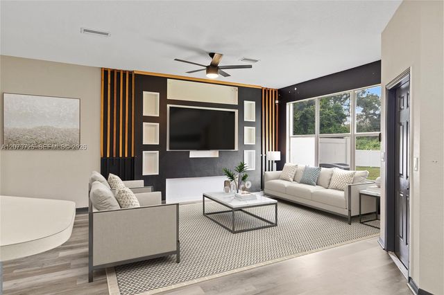 1522 Summergate Drive, Valrico, FL 33594