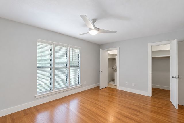 10727 Villager Road C, Dallas, TX 75230