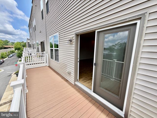 16336 CONNORS WAY #8, Rockville, MD 20855