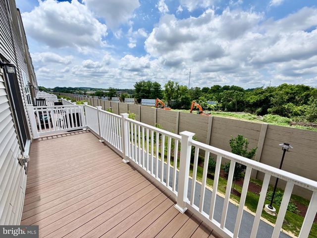 16336 CONNORS WAY #8, Rockville, MD 20855