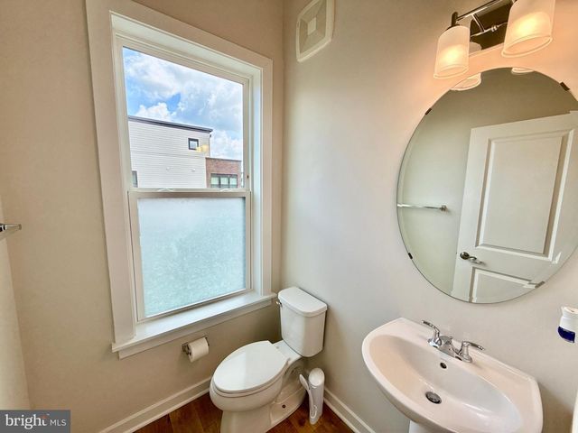 16336 CONNORS WAY #8, Rockville, MD 20855