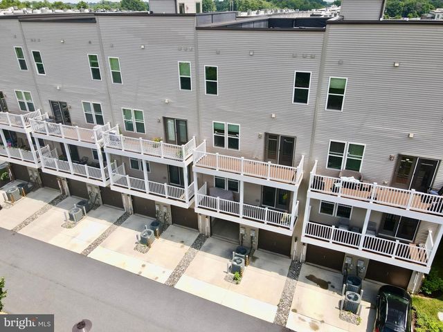 16336 CONNORS WAY #8, Rockville, MD 20855