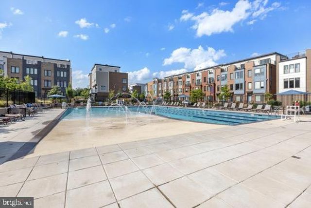 16336 CONNORS WAY #8, Rockville, MD 20855