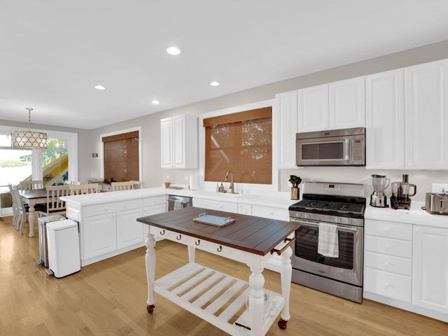 134 W Park DRIVE, Twin Lakes, WI 53181