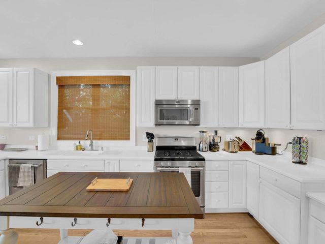 134 W Park DRIVE, Twin Lakes, WI 53181