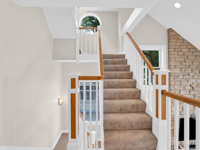 134 W Park DRIVE, Twin Lakes, WI 53181