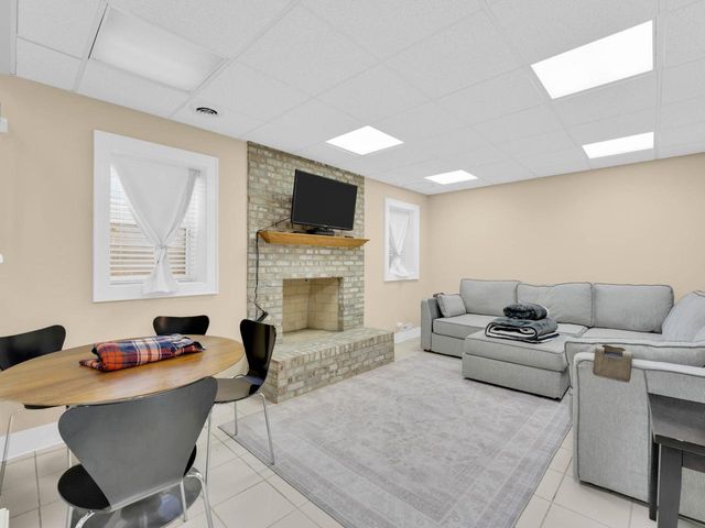 134 W Park DRIVE, Twin Lakes, WI 53181