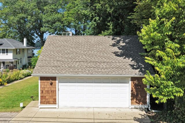 134 W Park DRIVE, Twin Lakes, WI 53181