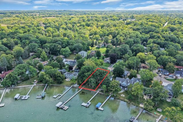 134 W Park DRIVE, Twin Lakes, WI 53181