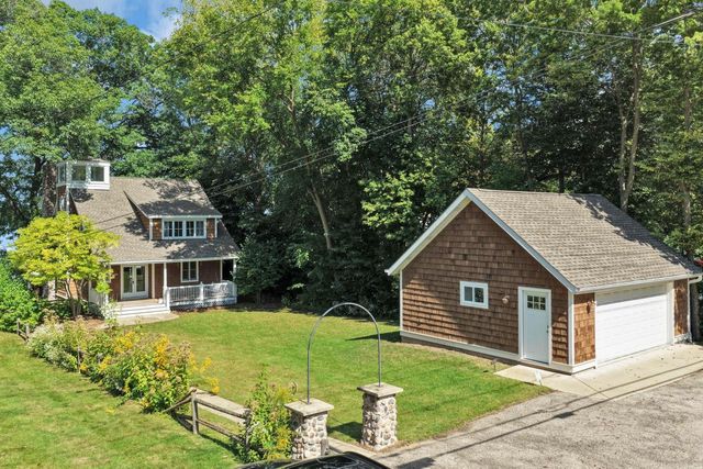 134 W Park DRIVE, Twin Lakes, WI 53181