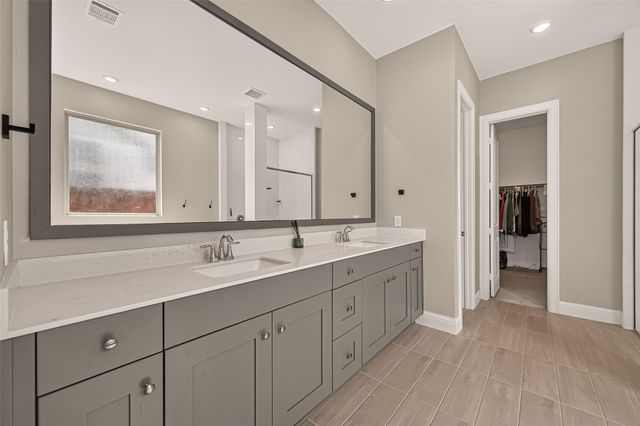 12719 Noble Fields Way, Cypress, TX 77433