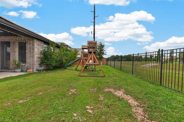 12719 Noble Fields Way, Cypress, TX 77433