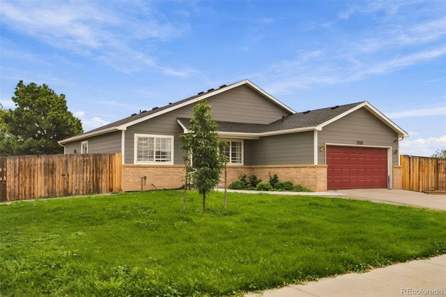 906 Greenwood Court, Fort Lupton, CO 80621