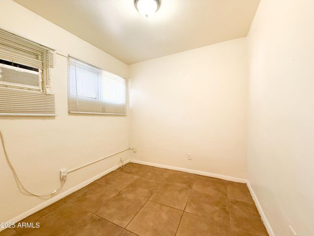 6014 W VISTA Avenue, Glendale, AZ 85301