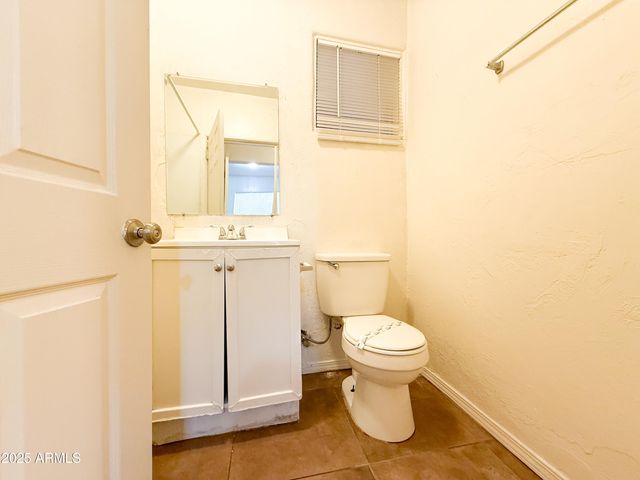 6014 W VISTA Avenue, Glendale, AZ 85301