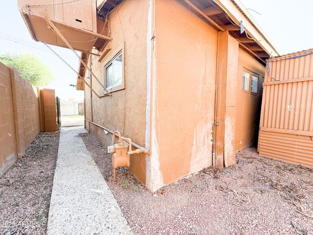 6014 W VISTA Avenue, Glendale, AZ 85301