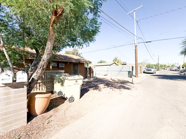 6014 W VISTA Avenue, Glendale, AZ 85301