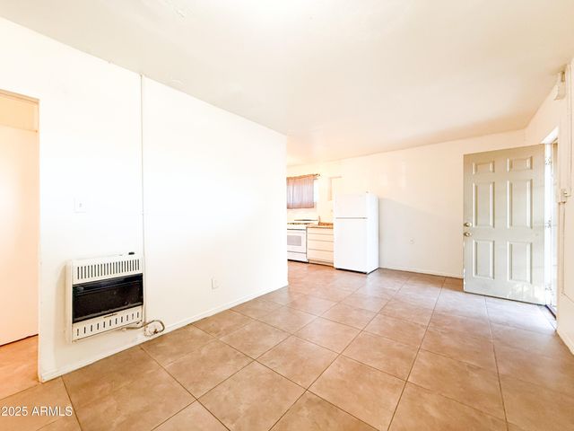 6014 W VISTA Avenue, Glendale, AZ 85301