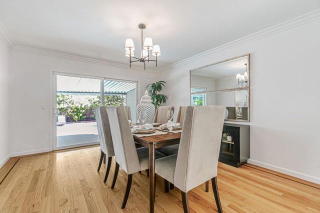 19437 Via Real Drive, Saratoga, CA 95070