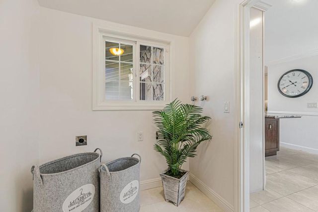 19437 Via Real Drive, Saratoga, CA 95070