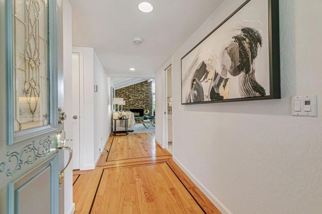 19437 Via Real Drive, Saratoga, CA 95070