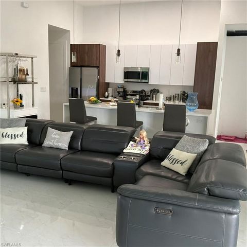 2506 SW Embers TER, Cape Coral, FL 33991