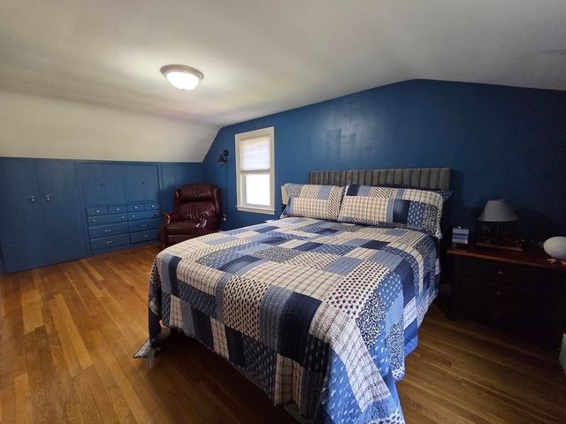 10 Marion St, Wilmington, MA 01887