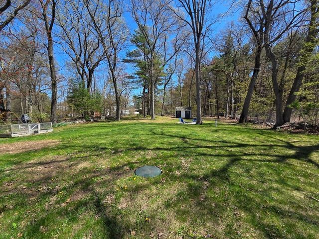 10 Marion St, Wilmington, MA 01887
