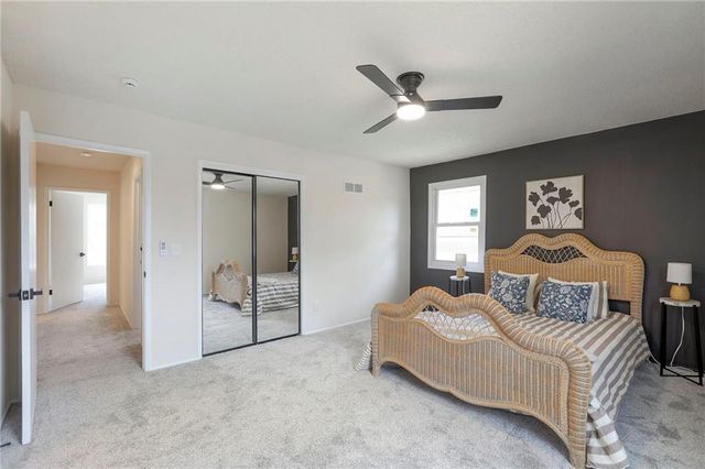 6900 E 140th Place, Grandview, MO 64030