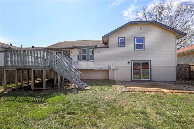 6900 E 140th Place, Grandview, MO 64030