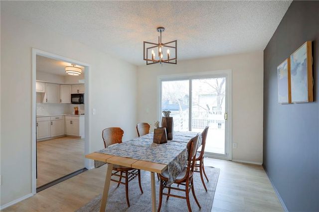 6900 E 140th Place, Grandview, MO 64030