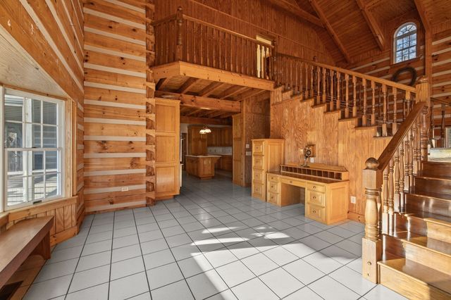 2301 Rock Creek Rd, Estill Springs, TN 37330
