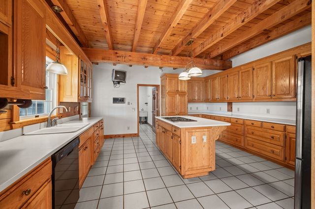 2301 Rock Creek Rd, Estill Springs, TN 37330