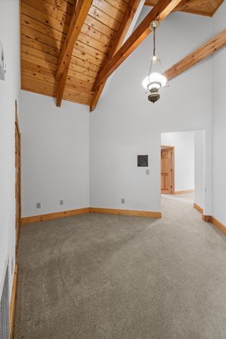 2301 Rock Creek Rd, Estill Springs, TN 37330