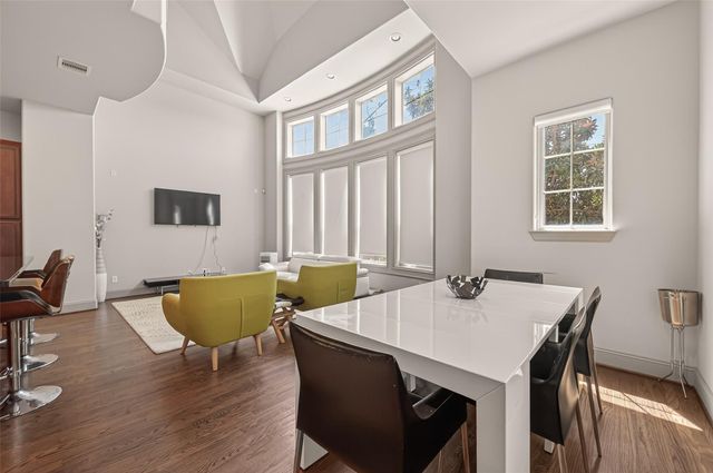 2927 Pease Street, Houston, TX 77003