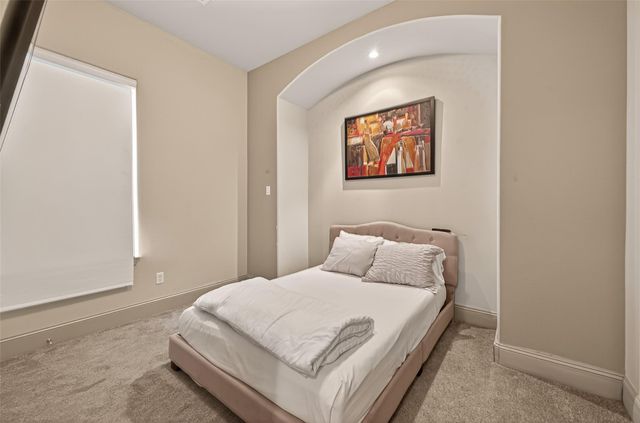 2927 Pease Street, Houston, TX 77003