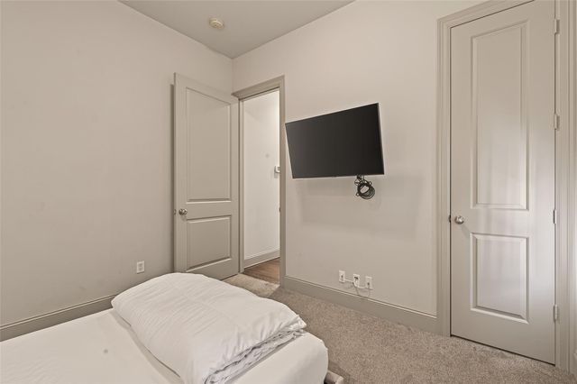 2927 Pease Street, Houston, TX 77003