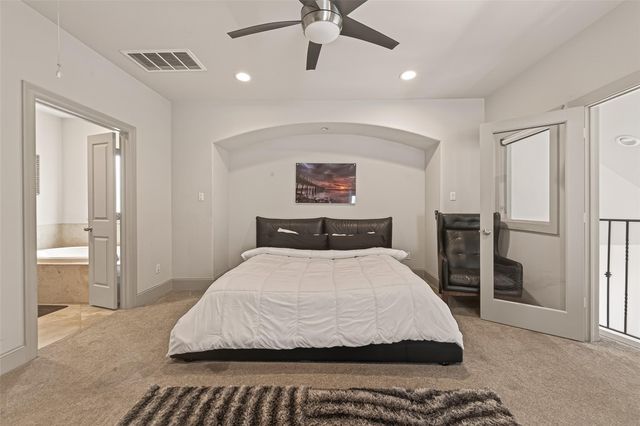 2927 Pease Street, Houston, TX 77003