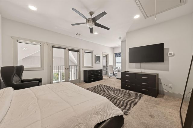 2927 Pease Street, Houston, TX 77003