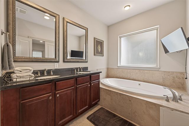 2927 Pease Street, Houston, TX 77003