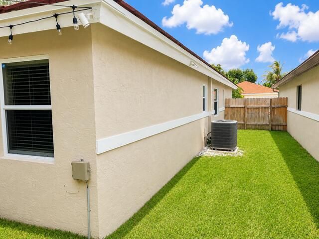 12280 Dartmoor Drive, Wellington, FL 33414