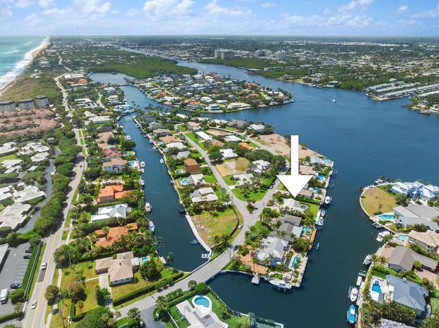 3 Sabal Island Dr, Ocean Ridge, FL 33435