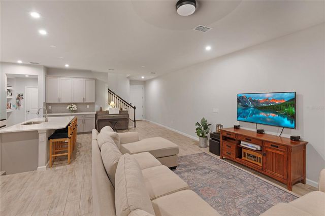 19431 MONARCH WIND WAY, Lutz, FL 33558