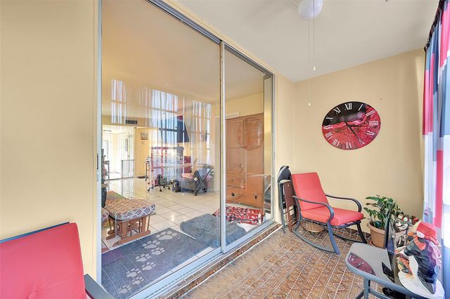 2811 N Pine Island Rd 111, Sunrise, FL 33322