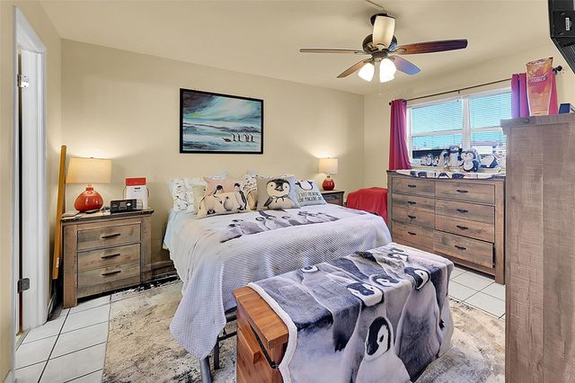 2811 N Pine Island Rd 111, Sunrise, FL 33322