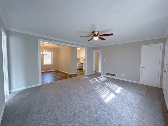 523 Vineyard Road, Griffin, GA 30223