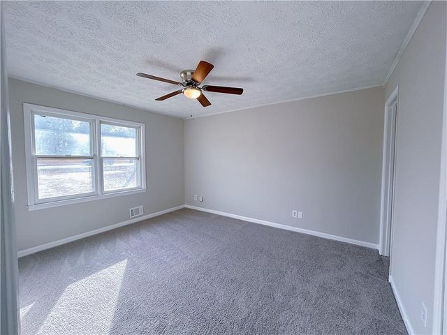 523 Vineyard Road, Griffin, GA 30223