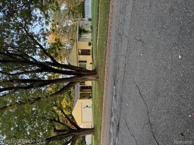 718 N Lapeer Street, Davison, MI 48423