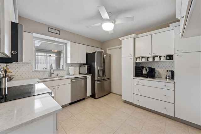 3512 21ST AVENUE W, Bradenton, FL 34205